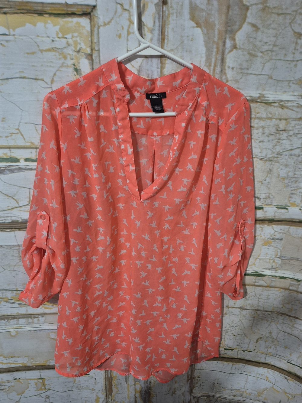 Rue21 Coral Bird-Print V-Neck Roll-Sleeve Blouse